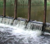 Работы по реконструкции трех плотин в «новой Москве» приостановлены из-за погодных условий