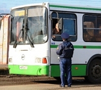 Сотрудники ГИБДД УВД по ТиНАО проводят мероприятие «Автобус»