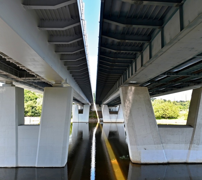 Началась реконструкция моста через реку Цыганку на новой дороге в ТиНАО