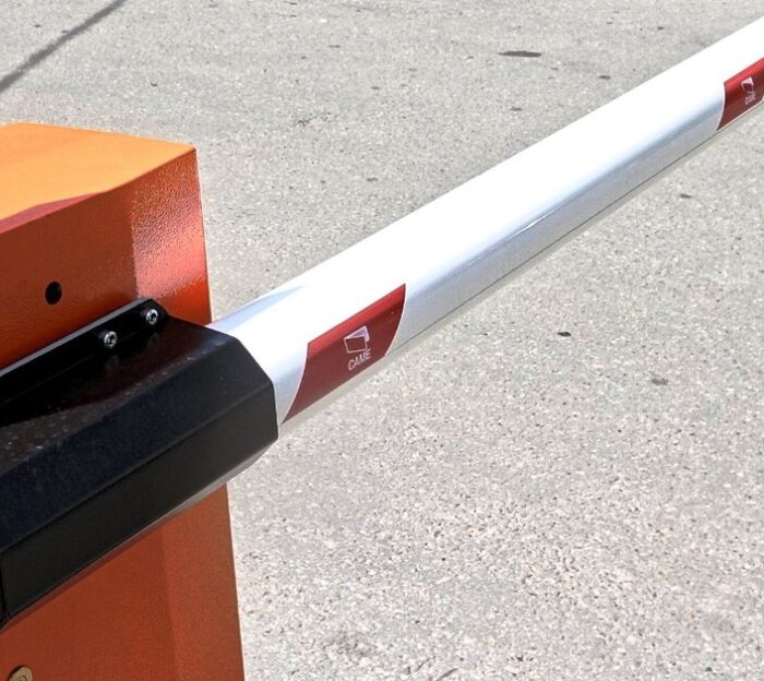 Незаконные заграждения в проезде демонтированы в ТиНАО